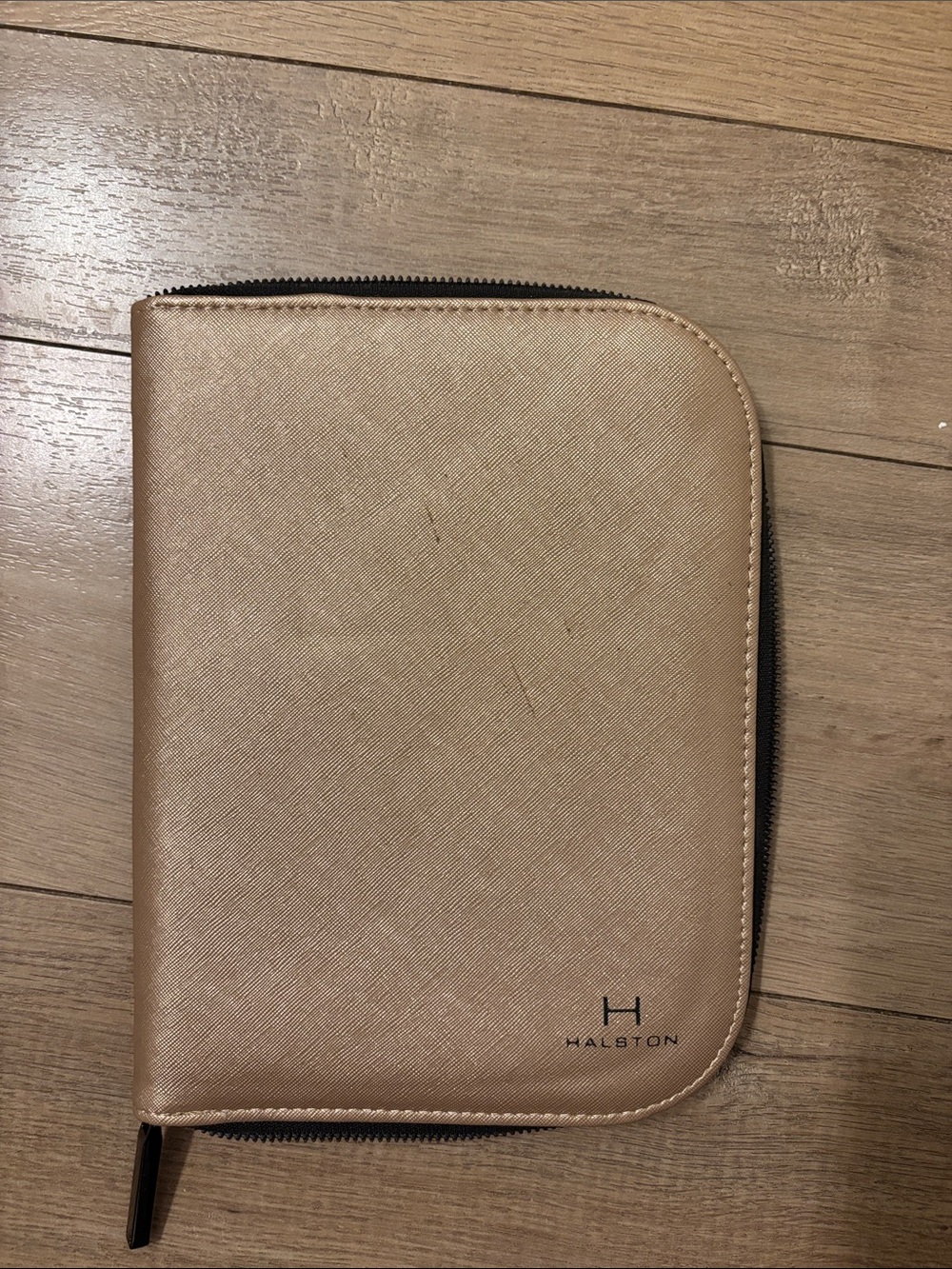 Bundle 3/$15 NWT Halston gold jewelry holder